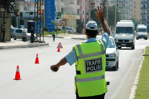 Yeni yılda trafik canavarına ceza yağacak Yeni yılda trafik canavarına ceza yağacak