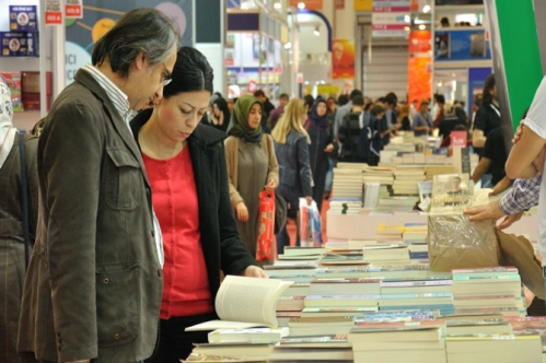 21 milyon kitap okuyucuyla buluştu 21 milyon kitap okuyucuyla buluştu
