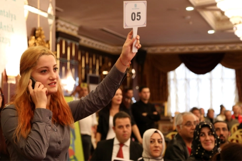 Sanat aşkına 223 milyon dolar Sanat aşkına 223 milyon dolar