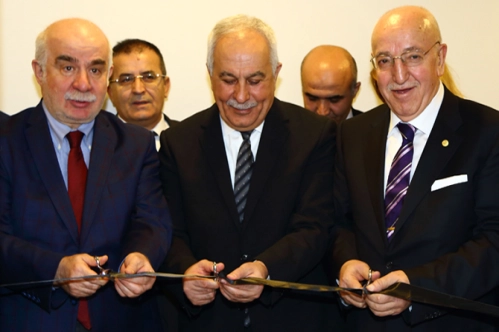 Bankanın çalışanları öğrenciler olacak Bankanın çalışanları öğrenciler olacak