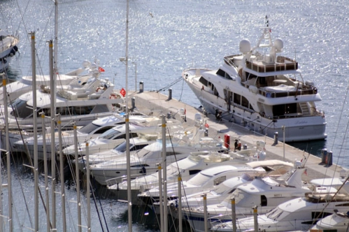 120 büyük yat var 120 büyük yat var