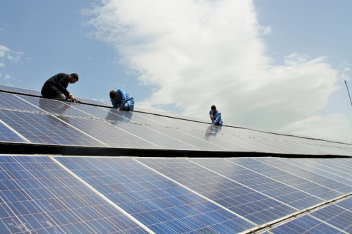Yenilenebilir enerji kapasitesi artıyor Yenilenebilir enerji kapasitesi artıyor