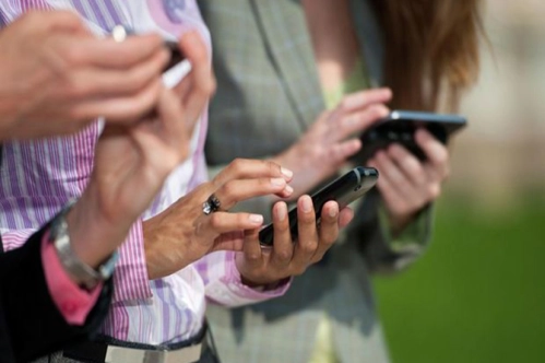 Mobil internet kullanımı yüzde 80 arttı Mobil internet kullanımı yüzde 80 arttı