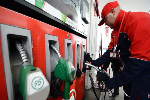 Petrol fiyatlarında düşüş bekleniyor Petrol fiyatlarında düşüş bekleniyor