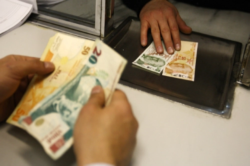 Konut için 151 milyar lira kredi çektik Konut için 151 milyar lira kredi çektik