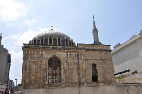 Melek Geçmez sokağı nasıl ‘Hidayet’ oldu Melek Geçmez sokağı nasıl ‘Hidayet’ oldu