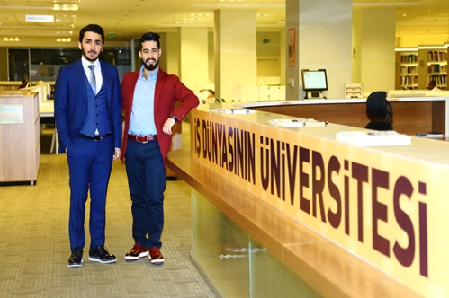 Daha okurken işlerini kurdular Daha okurken işlerini kurdular