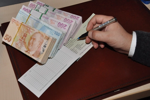 ‘Çek’e 465 milyar yazdık ‘Çek’e 465 milyar yazdık