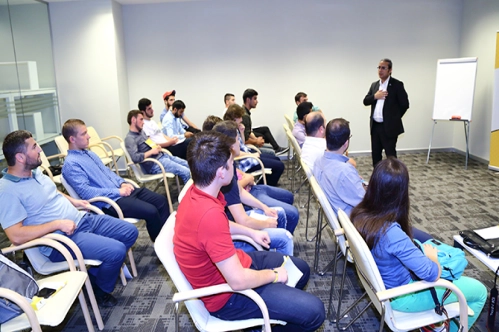 TÜRKMEK sayesinde Türkiye’yi tanıyorlar TÜRKMEK sayesinde Türkiye’yi tanıyorlar