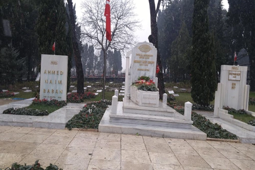 Öyle bir dostluk ki ‘ölünce de yan yana’ Öyle bir dostluk ki ‘ölünce de yan yana’