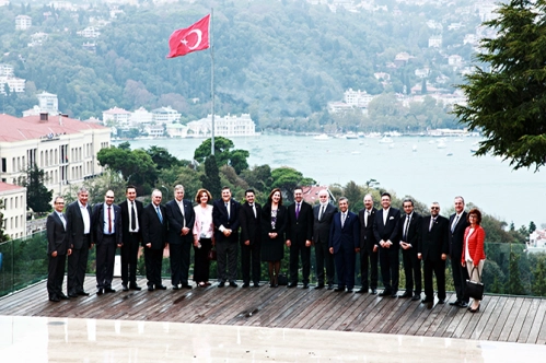 Global tecrübeyle bölgesel işbirliği Global tecrübeyle bölgesel işbirliği