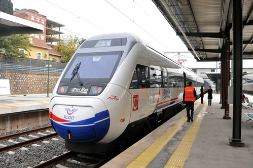2018’de kamuda yatırımın öncüsü TCDD olacak 2018’de kamuda yatırımın öncüsü TCDD olacak