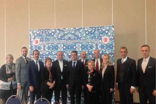 The victory of democracy was relayed to Europe The victory of democracy was relayed to Europe