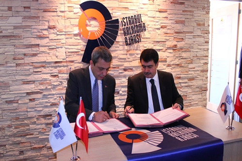 Yeni iş fikirlerinin desteklenmesi için iki önemli imza Yeni iş fikirlerinin desteklenmesi için iki önemli imza