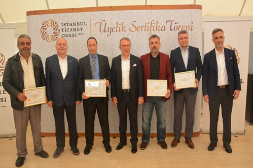 Yolcu taşımacıları sertifikalarını aldı Yolcu taşımacıları sertifikalarını aldı