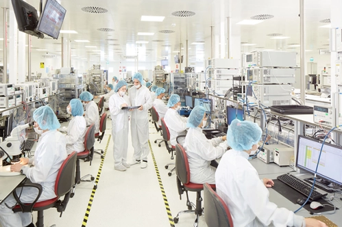 Elektromanyetik top savunma fuarına hazır Elektromanyetik top savunma fuarına hazır