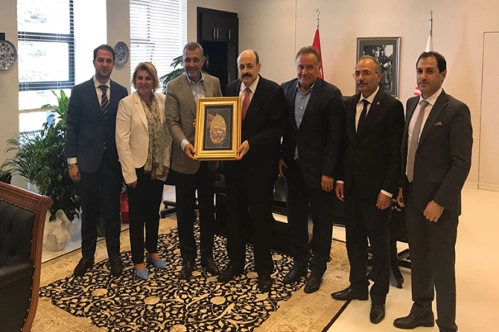Çağlar’dan YÖK’e ziyaret Çağlar’dan YÖK’e ziyaret