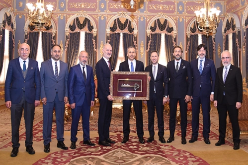 Vali Yerlikaya’ya ‘hayırlı olsun’ ziyareti Vali Yerlikaya’ya ‘hayırlı olsun’ ziyareti