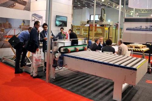 Makina ihracatı 10 ayda 2 milyar dolar arttı Makina ihracatı 10 ayda 2 milyar dolar arttı