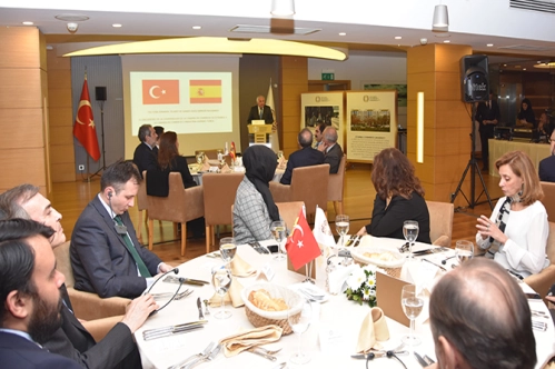 İspanya’dan Afrika ve Latin Amerika’ya birlikte açılalım önerisi İspanya’dan Afrika ve Latin Amerika’ya birlikte açılalım önerisi