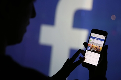 Facebook çöpçatanlık uygulaması başlatıyor Facebook çöpçatanlık uygulaması başlatıyor