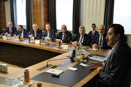 Gümrükteki işlemler ofisten izlenebilecek Gümrükteki işlemler ofisten izlenebilecek