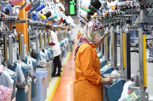 Tekstilciler yeni pazarlarla rekor peşinde Tekstilciler yeni pazarlarla rekor peşinde