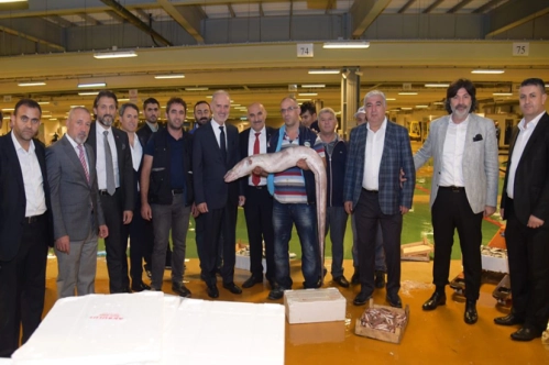 Avdagiç’den balıkçılara ‘vira bismillah’ ziyareti Avdagiç’den balıkçılara ‘vira bismillah’ ziyareti
