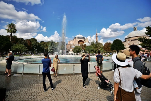 İstanbul, nüfusundan fazla turist ağırlayacak İstanbul, nüfusundan fazla turist ağırlayacak