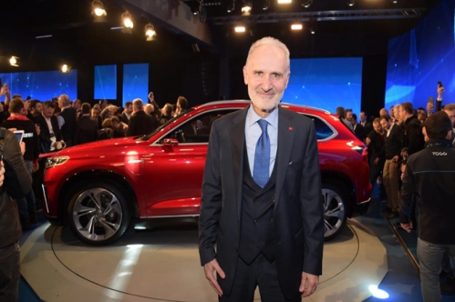 İTO Başkanı Avdagiç: İstanbul iş alemi olarak yerli otomobile sahip çıkacağız İTO Başkanı Avdagiç: İstanbul iş alemi olarak yerli otomobile sahip çıkacağız