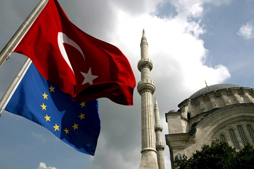 Arafta beklemekten yorulduk Arafta beklemekten yorulduk