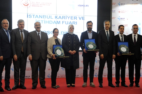 İstihdamın lokomotifi İstanbullu ödüllendirildi İstihdamın lokomotifi İstanbullu ödüllendirildi