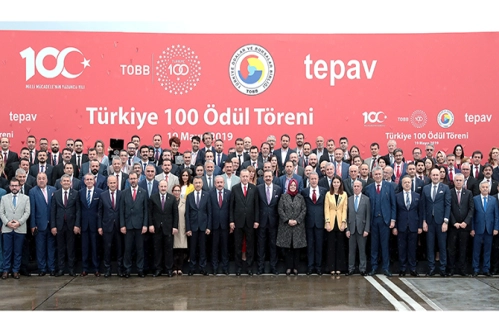 Büyümenin lokomotifi değişime öncülük edenler Büyümenin lokomotifi değişime öncülük edenler
