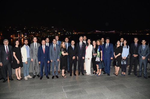 Avdagiç’ten diplomatlara: ‘Yıldız ülke’ye inanıyoruz Avdagiç’ten diplomatlara: ‘Yıldız ülke’ye inanıyoruz