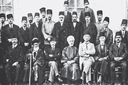 100 yıllık kararlılık: Vatan bölünemez 100 yıllık kararlılık: Vatan bölünemez