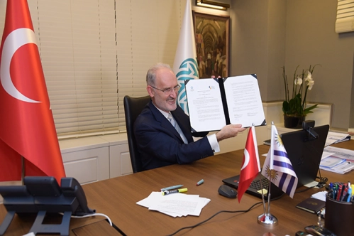 Uruguay, Türk iş adamları için G.Amerika’ya açılan kapı olabilir Uruguay, Türk iş adamları için G.Amerika’ya açılan kapı olabilir