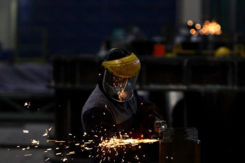 Cazibe merkezlerindeki imalat sanayi yatırımına 2 milyon lira şartı Cazibe merkezlerindeki imalat sanayi yatırımına 2 milyon lira şartı