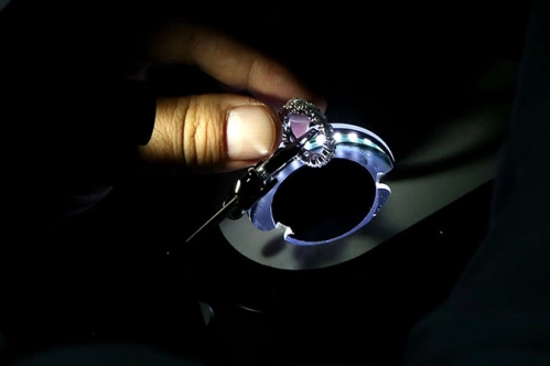 Mücevherat ve e-ticaret için uzman yetiştirecek Mücevherat ve e-ticaret için uzman yetiştirecek