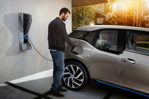 AB'den 30 milyon elektrikli otomobil hedefi AB'den 30 milyon elektrikli otomobil hedefi