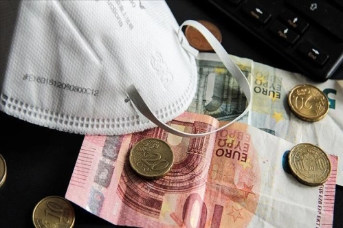 Salgının ikinci dalgası Euro Bölgesi'ni son çeyrekte küçültecek Salgının ikinci dalgası Euro Bölgesi'ni son çeyrekte küçültecek