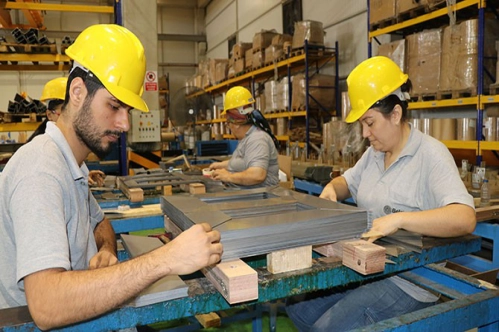 Türkiye’nin Nüfusu 83 Milyon 154 Bin 997 Türkiye’nin Nüfusu 83 Milyon 154 Bin 997