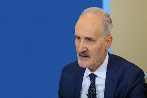 Fırsatçılarla mücadelede, milletimizin yanındayız Fırsatçılarla mücadelede, milletimizin yanındayız