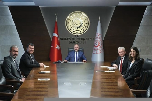 Kendi sentezimizle geliştirilmiş çok önemli bir ilacı ürettik Kendi sentezimizle geliştirilmiş çok önemli bir ilacı ürettik