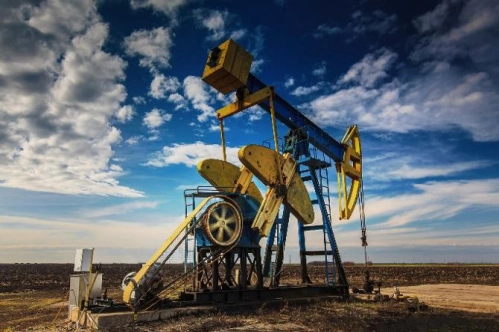 Günlük petrol talebi 5.5 milyon varil artacak Günlük petrol talebi 5.5 milyon varil artacak