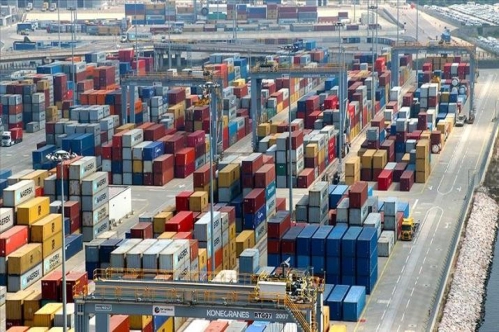 Limanlarda elleçlenen konteyner ve yük miktarı ocak-eylül döneminde arttı Limanlarda elleçlenen konteyner ve yük miktarı ocak-eylül döneminde arttı