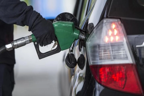 Yüksek akaryakıt fiyatlarına karşı petrol tüketicisi ülkelerden ortak hamle Yüksek akaryakıt fiyatlarına karşı petrol tüketicisi ülkelerden ortak hamle