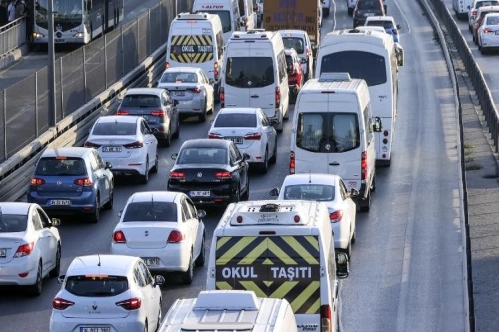 ‘Atıl plakaları takalım’ çağrısı ‘Atıl plakaları takalım’ çağrısı