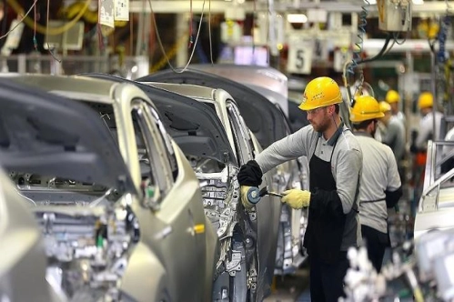 Otomotiv üretimi 11 ayda yüzde 0.3 azalarak 1 milyon 144 bin 356 oldu Otomotiv üretimi 11 ayda yüzde 0.3 azalarak 1 milyon 144 bin 356 oldu