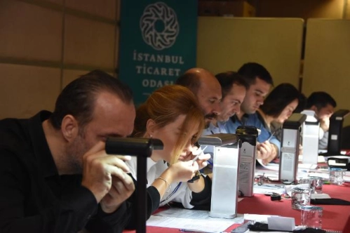 Pırlantacılar mesleği sertifikayla parlatıyor Pırlantacılar mesleği sertifikayla parlatıyor