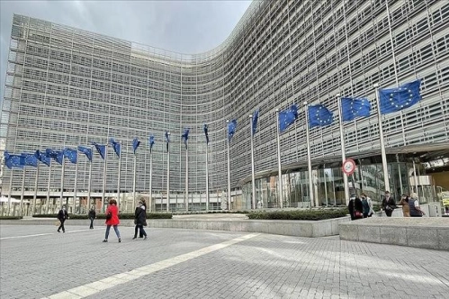 AB ülkeleri 2020'de savunmaya yaklaşık 200 milyar Euro harcadı AB ülkeleri 2020'de savunmaya yaklaşık 200 milyar Euro harcadı